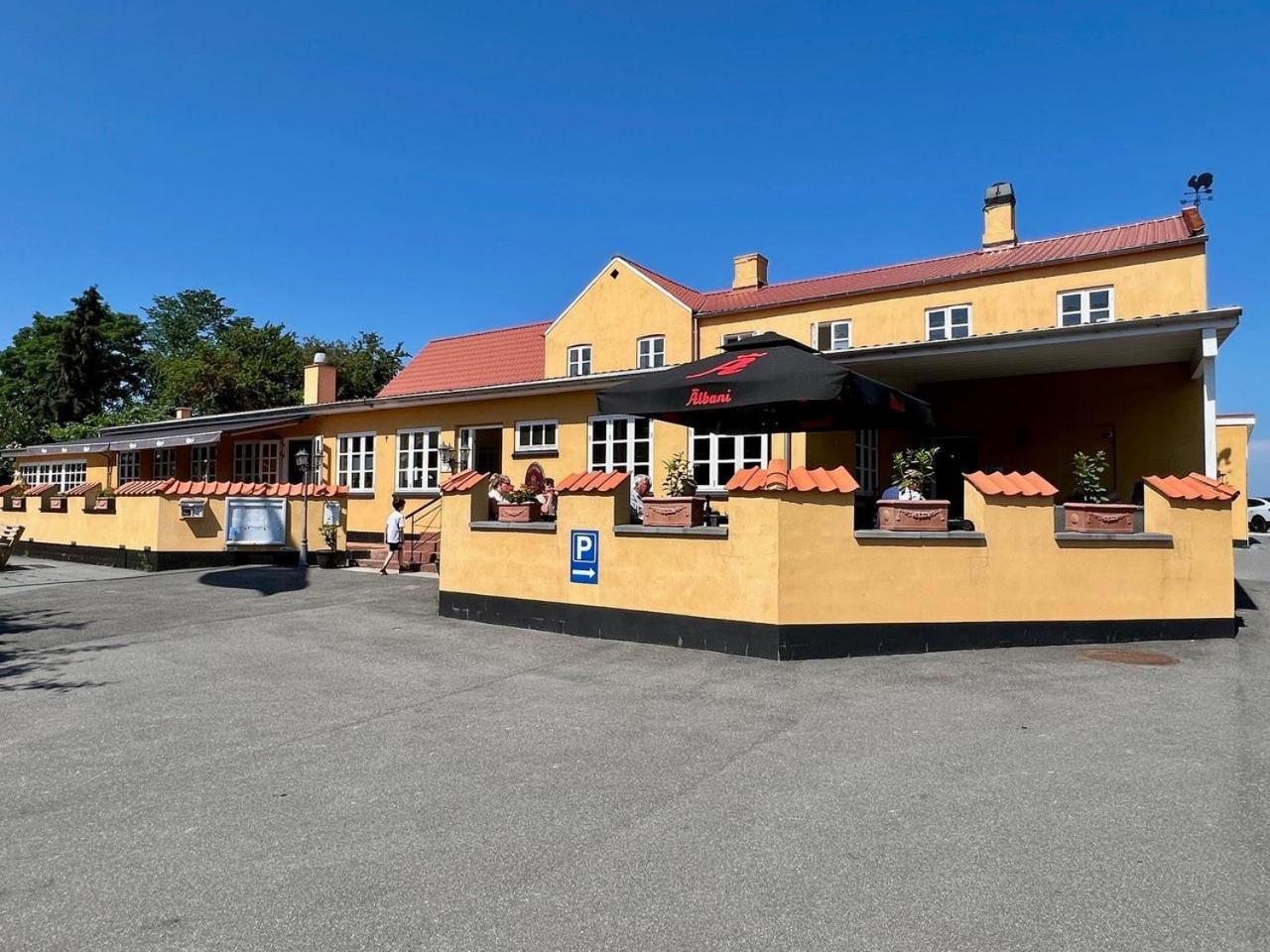 Oro Kro & Hotel Exterior foto